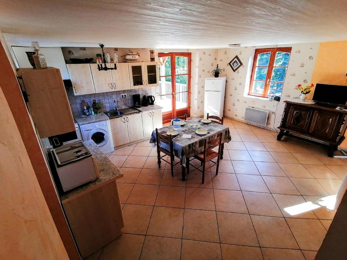 Gite De La Brande Jugeals-Nazareth Exteriör bild